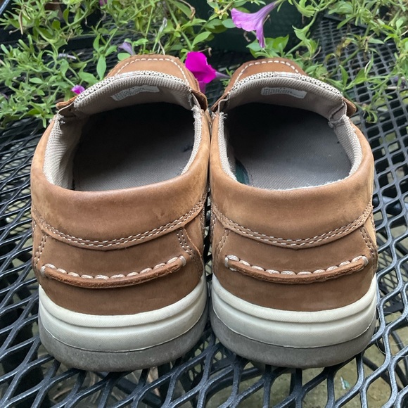 Men’s Khombu Comfortable Tan Leather Upper Slip On Shoes! - Picture 5 of 15